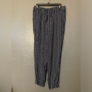 Per Se Blue & White Polkadot Pull On Pants Size Medium